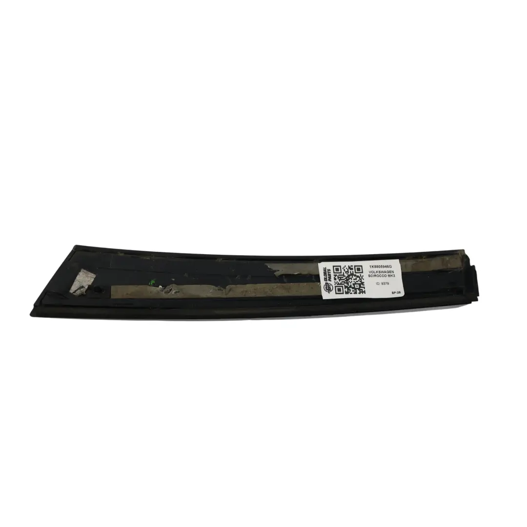 Volkswagen Scirocco MK3 Moldura Spoiler Portón Trasero Derecho - SKU 1K8805946G - Número de pieza 1K8805946G