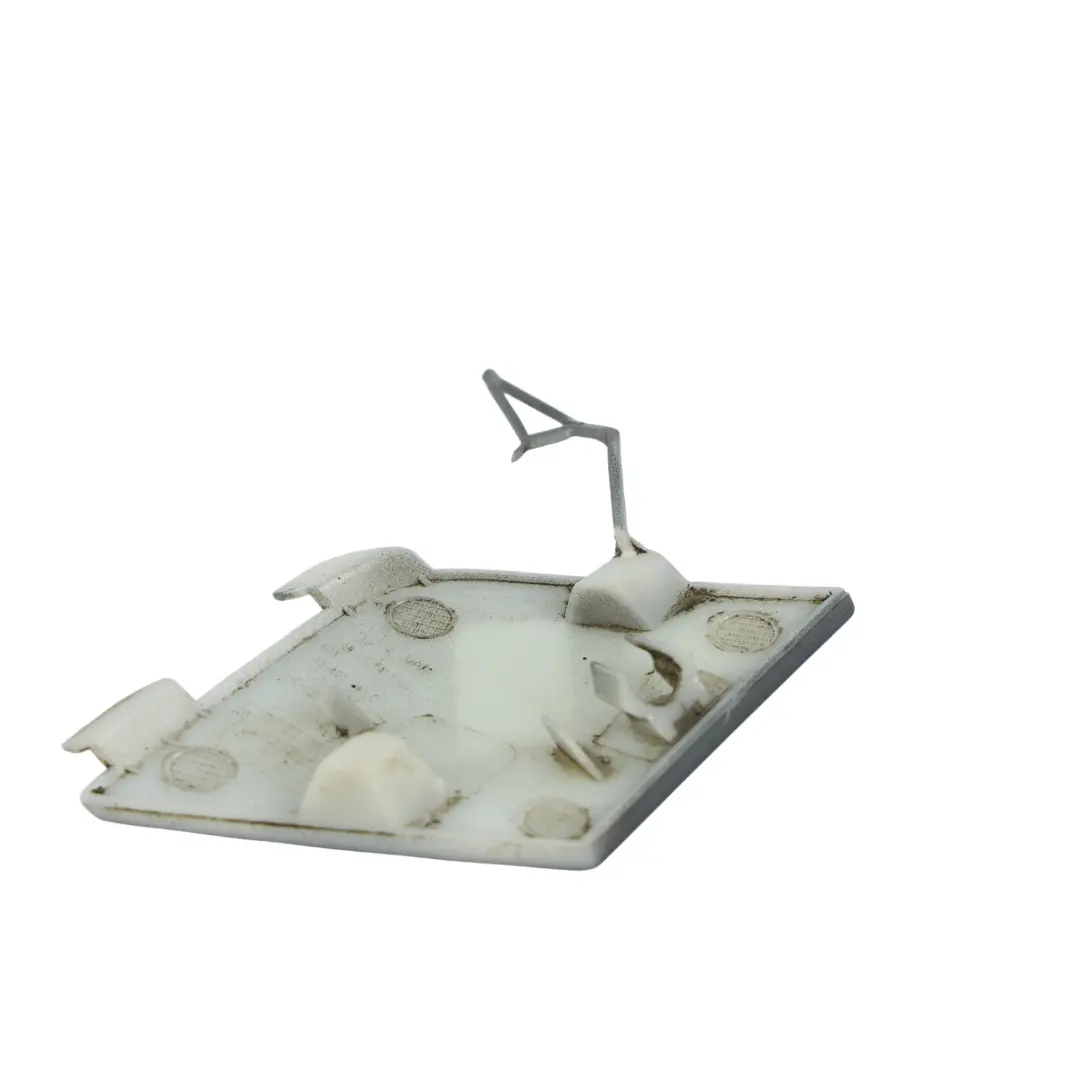 MK3 Abschlepphaken Kappe Vorne Indium Grau R7H für Volkswagen Scirocco mit Teilenummer 1K8807241C Volkswagen Scirocco MK3 Abschlepphaken Kappe Vorne Indium Grau R7H - SKU 1K8807241C-IDG - Teilenummer 1K8807241C