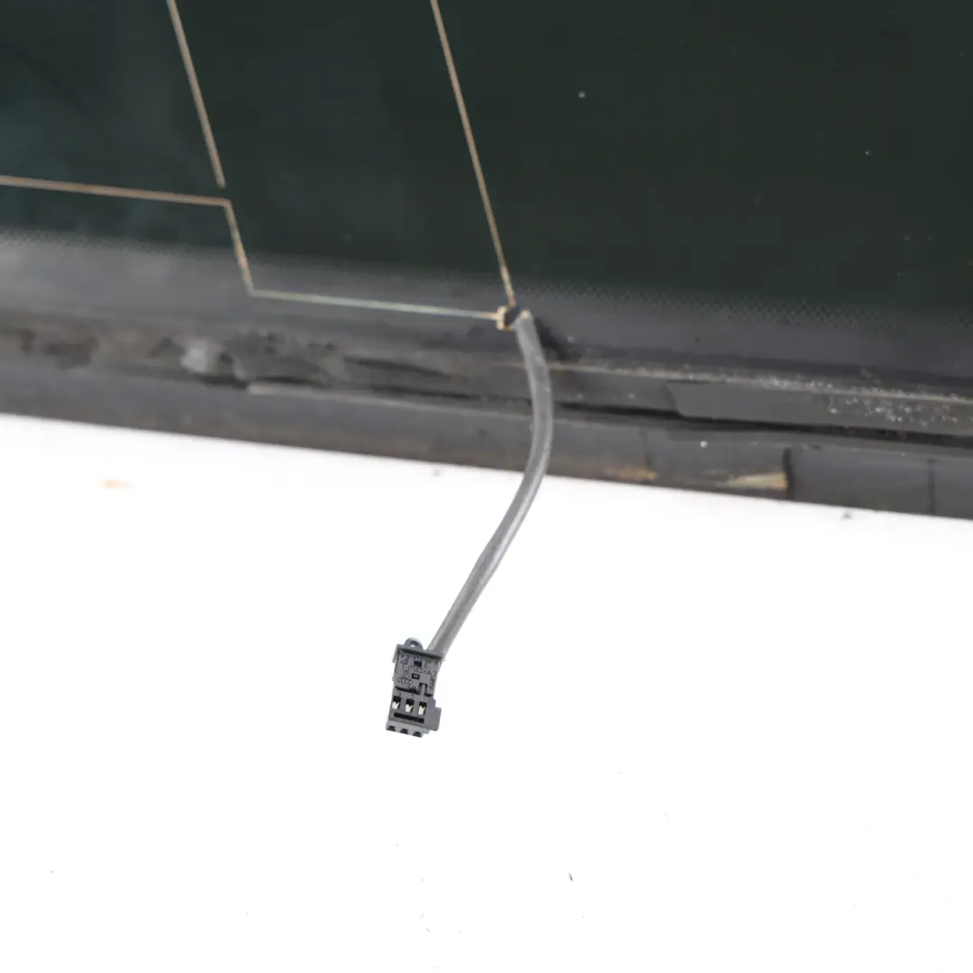 MK3 Cristal Ventana Trasera Izquierda Tintado 90% para Volkswagen Scirocco con número de pieza 1K8845041R Volkswagen Scirocco MK3 Cristal Ventana Trasera Izquierda Tintado 90% - SKU 1K8845041R - Número de pieza 1K8845041R