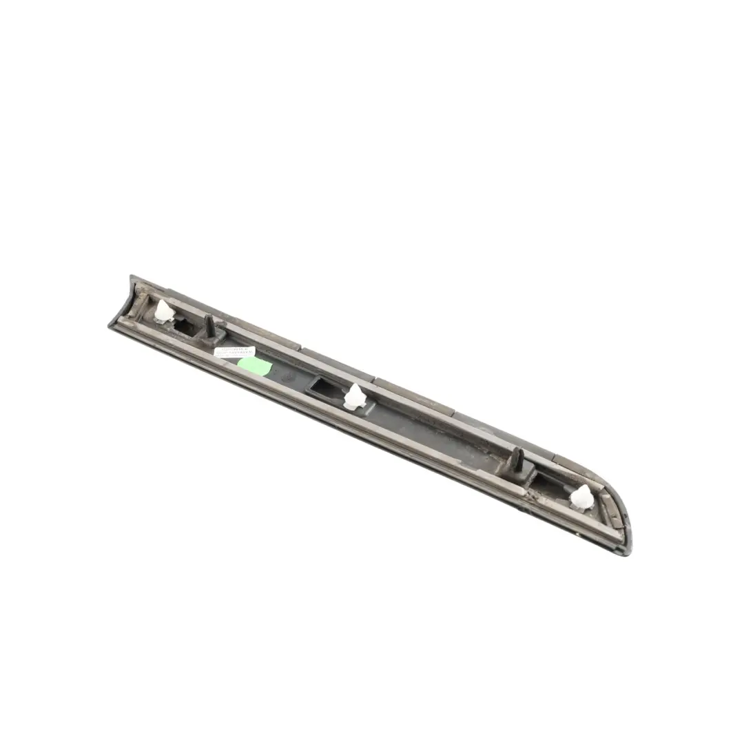 VW Scirocco Mk3 Hinteres Viertel Panel Streifen Trim Panel Links - SKU 1K8854931 - Teilenummer 1K8854931