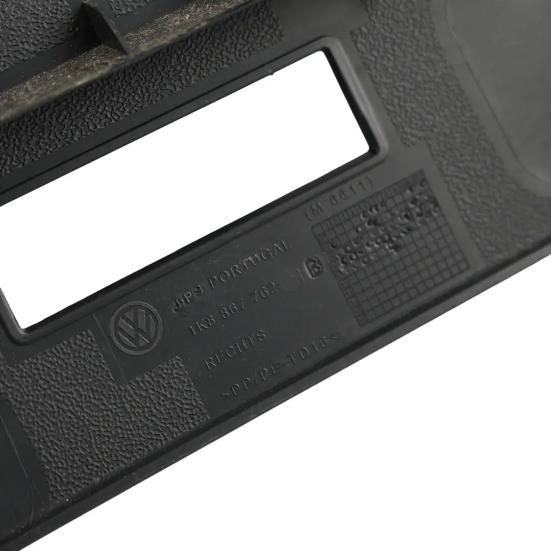 Volkswagen Scirocco MK3 Panel Trasero Estante Derecho - SKU 1K8867762B - Número de pieza 1K8867762B