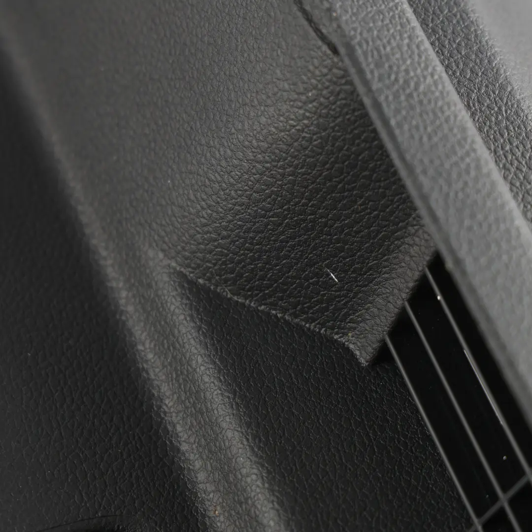 Volkswagen Scirocco Mk3 Boczek Półki Bagażnika Tylny Prawy - SKU 1K8867762B - Numer Części 1K8867762B