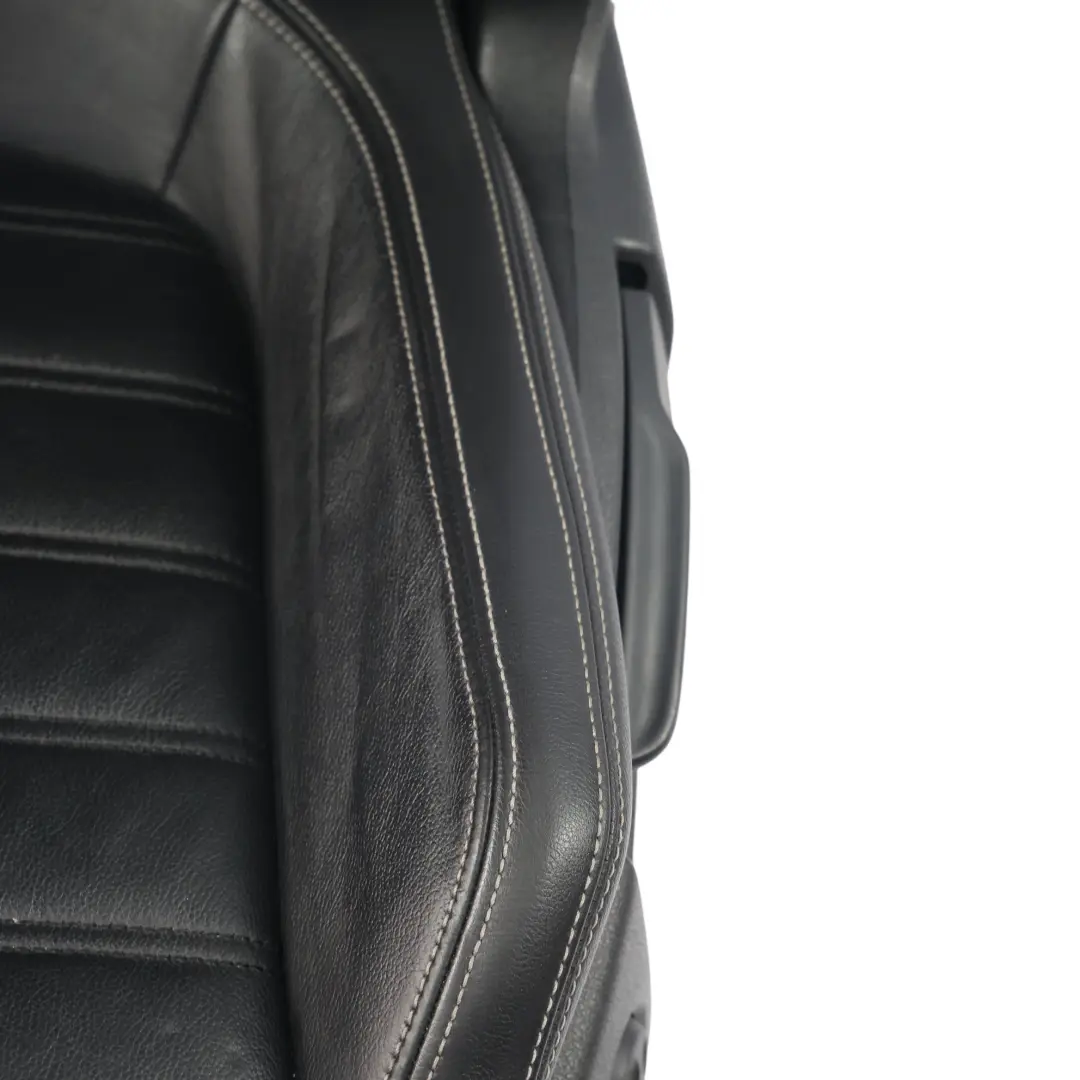 Volkswagen Scirocco R MK3 3 Portes Siège Avant Gauche Chauffant Cuir Noir - SKU 1K8881805AT-4 - Numéro de pièce 1K8881805AT