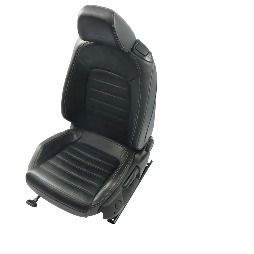 Mk3 3D Fotel Przedni Lewy Grzany Skóra Czarny do Volkswagen Scirocco R o numerze 1K8881805AT Volkswagen Scirocco R Mk3 3D Fotel Przedni Lewy Grzany Skóra Czarny - SKU 1K8881805AT-4 - Numer Części 1K8881805AT