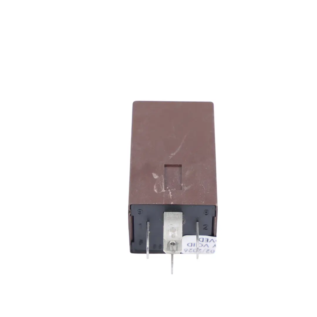 Folding Mirror 5 Pin Power Relay L319 to Land Rover Discovery 3 with Part number 1S7T-17L684-AA Land Rover Discovery 3 Folding Mirror 5 Pin Power Relay L319 - SKU 1S7T-17L684-AA - Part number 1S7T-17L684-AA