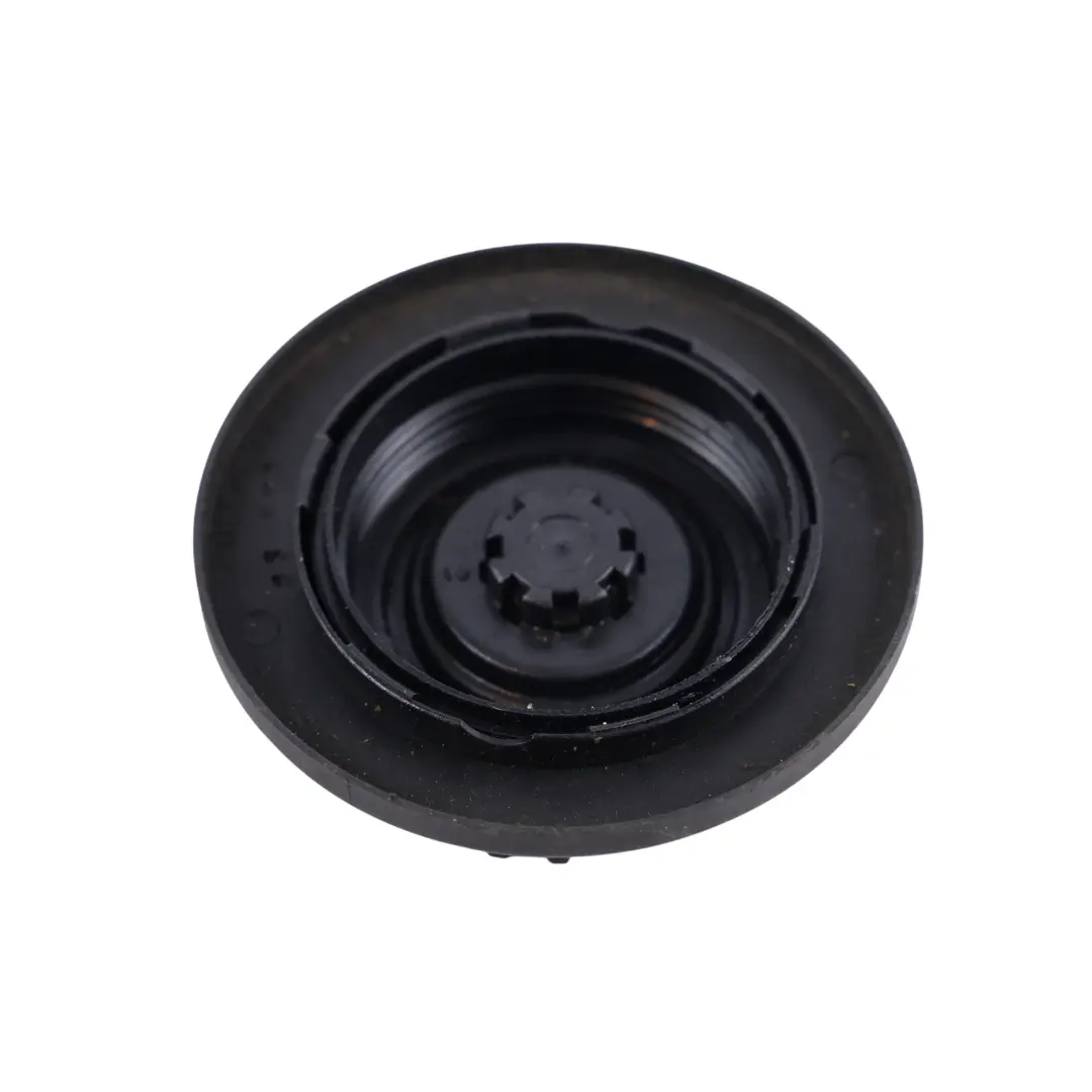 Land Rover Discovery 3 L319 Korek Zbiornika Wyrównawczego - SKU 1W13-8101-AA - Numer Części 1W13-8101-AA