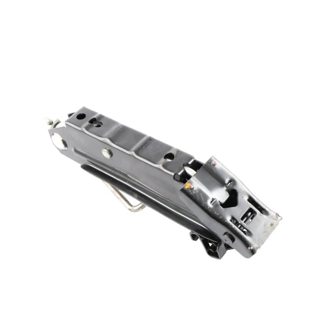 1Z Car Jack Tow Eye Towing Eye Tire Wrench Tool Kit to Skoda Octavia RS with Part number 1Z0012115B Skoda Octavia RS 1Z Car Jack Tow Eye Towing Eye Tire Wrench Tool Kit - SKU 1Z0012115B - Part number 1Z0012115B