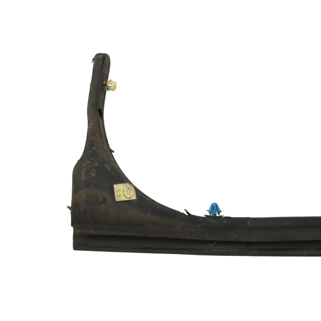 1Z Joint Étanchéité Porte Avant Droite pour Skoda Octavia II à propos du numéro de pièce 1Z0837698D Skoda Octavia II 1Z Joint Étanchéité Porte Avant Droite - SKU 1Z0837698D - Numéro de pièce 1Z0837698D