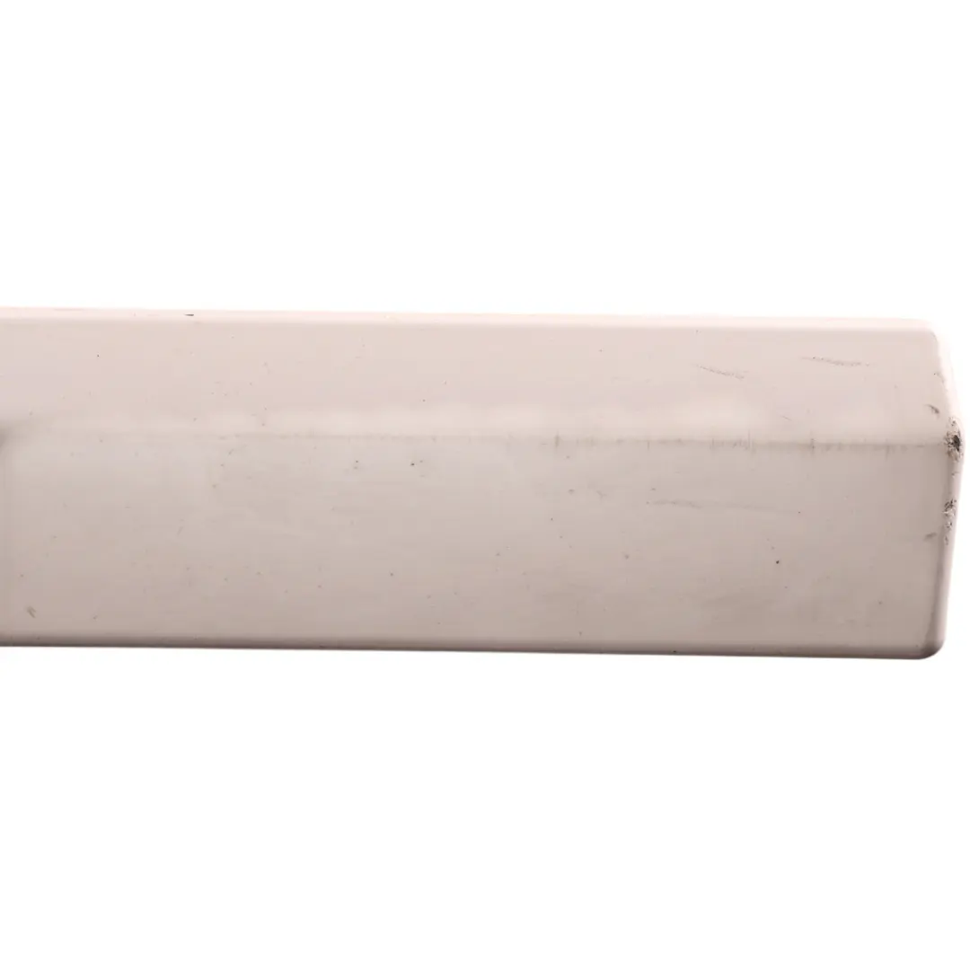 Skoda Octavia MK2 Baguette Garniture Porte Avant Droite Blanc Candy B9A F9E - SKU 1Z0853518A-CAN - Numéro de pièce 1Z0853518A