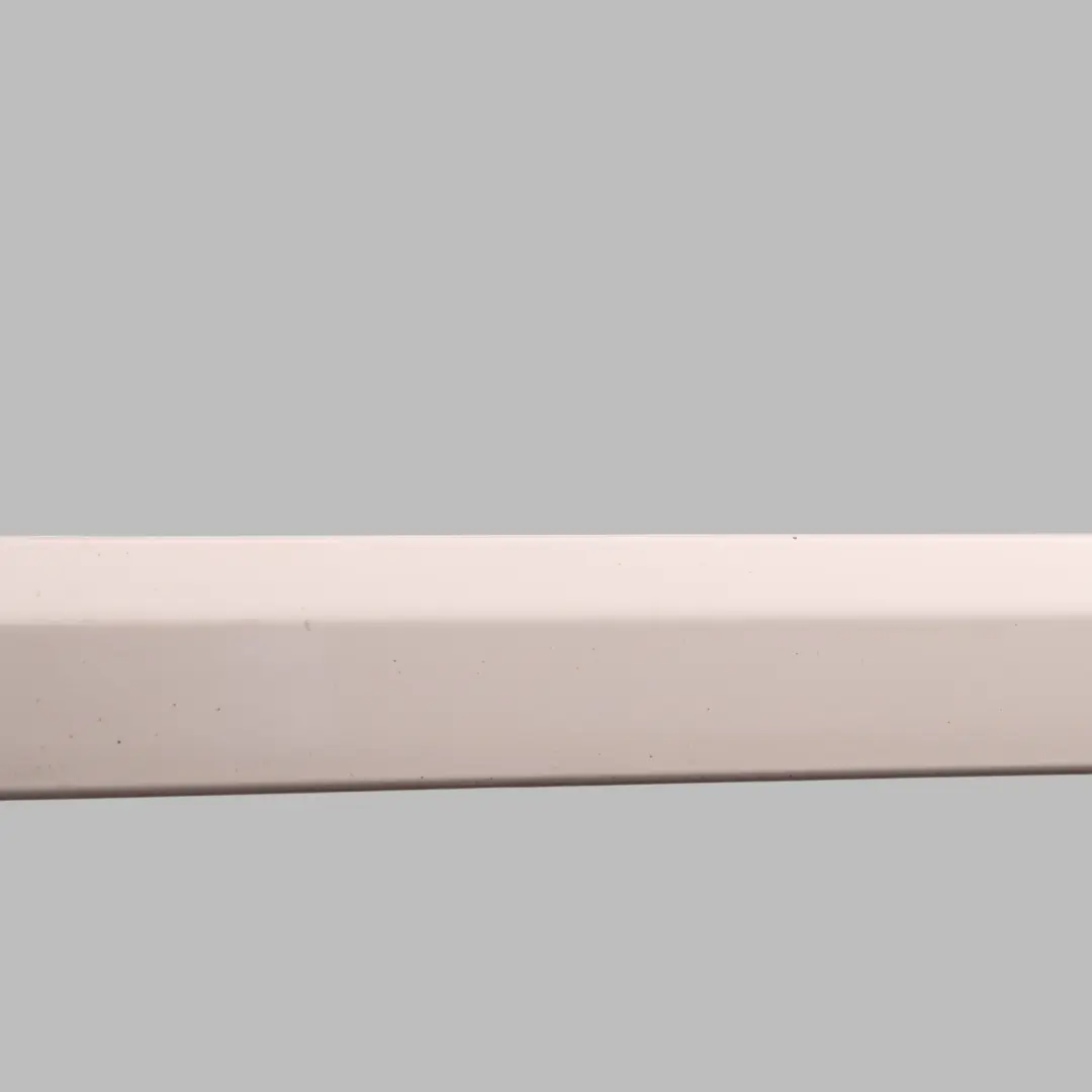 Skoda Octavia Mk2 Door Trim Strip Cover Front Right O/S Candy White - B9A / F9E - SKU 1Z0853518A-CAN - Part number 1Z0853518A