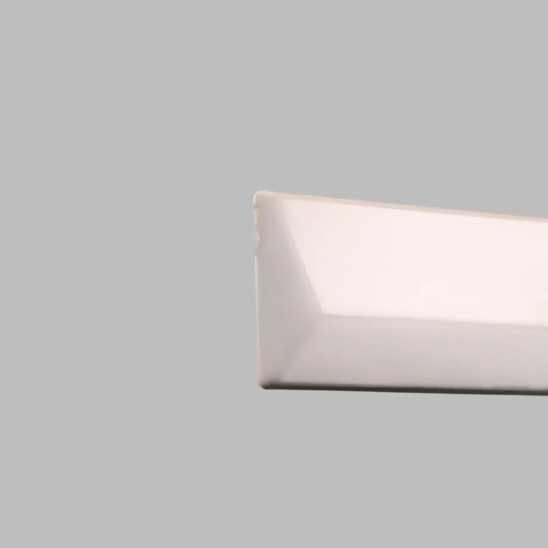 Skoda Octavia Mk2 1Z Door Trim Strip Rear Left N/S Candy White - B9A / F9E - SKU 1Z0853535A-CAN - Part number 1Z0853535A