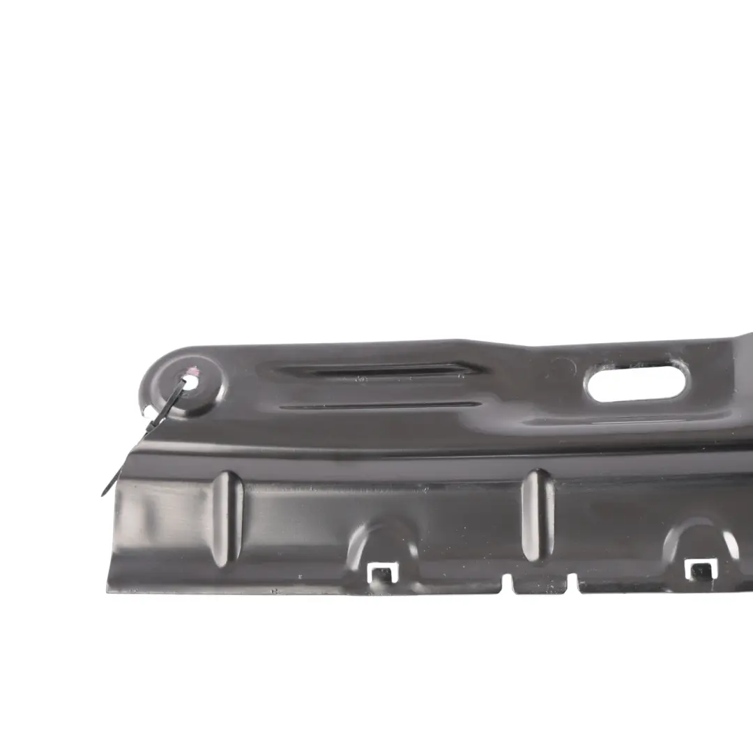 MK2 1Z Rear Bumper Bracket Carrier Right O/S to Skoda Octavia with Part number 1Z5807148A Skoda Octavia MK2 1Z Rear Bumper Bracket Carrier Right O/S - SKU 1Z5807148A - Part number 1Z5807148A