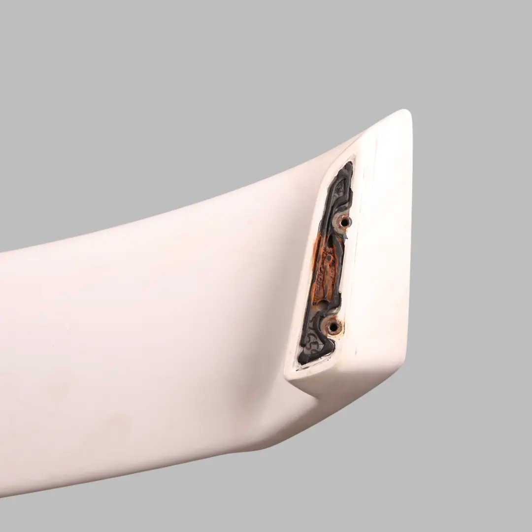 Skoda Octavia Mk2 RS Rear Boot Trunk Lid Tailgate Spoiler Candy White - B9A/F9E - SKU 1Z5827939-CAN - Part number 1Z5827939