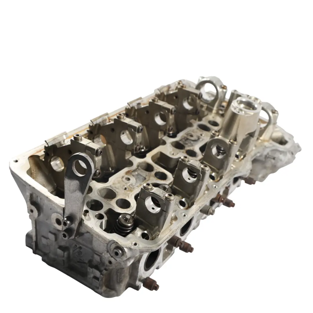 Culasse Cylindre 5-8 S63N V8 7603475 pour BMW M5 F10 M6 F12 F13 à propos du numéro de pièce 2118178 BMW M5 F10 M6 F12 F13 Culasse Cylindre 5-8 S63N V8 7603475 - SKU 2118178 - Numéro de pièce 2118178