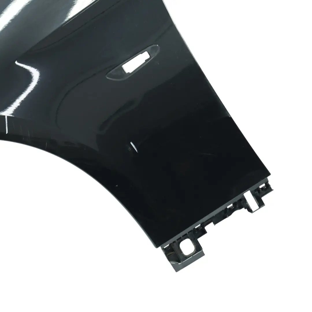 Panneau Laterale a L'Avant Gauche Garde-Boue Black Sapphire - 475 pour BMW E92 E93 à propos du numéro de pièce 2155919 BMW E92 E93 Panneau Laterale a L'Avant Gauche Garde-Boue Black Sapphire - 475 - SKU 2155919-BS1 - Numéro de pièce 2155919