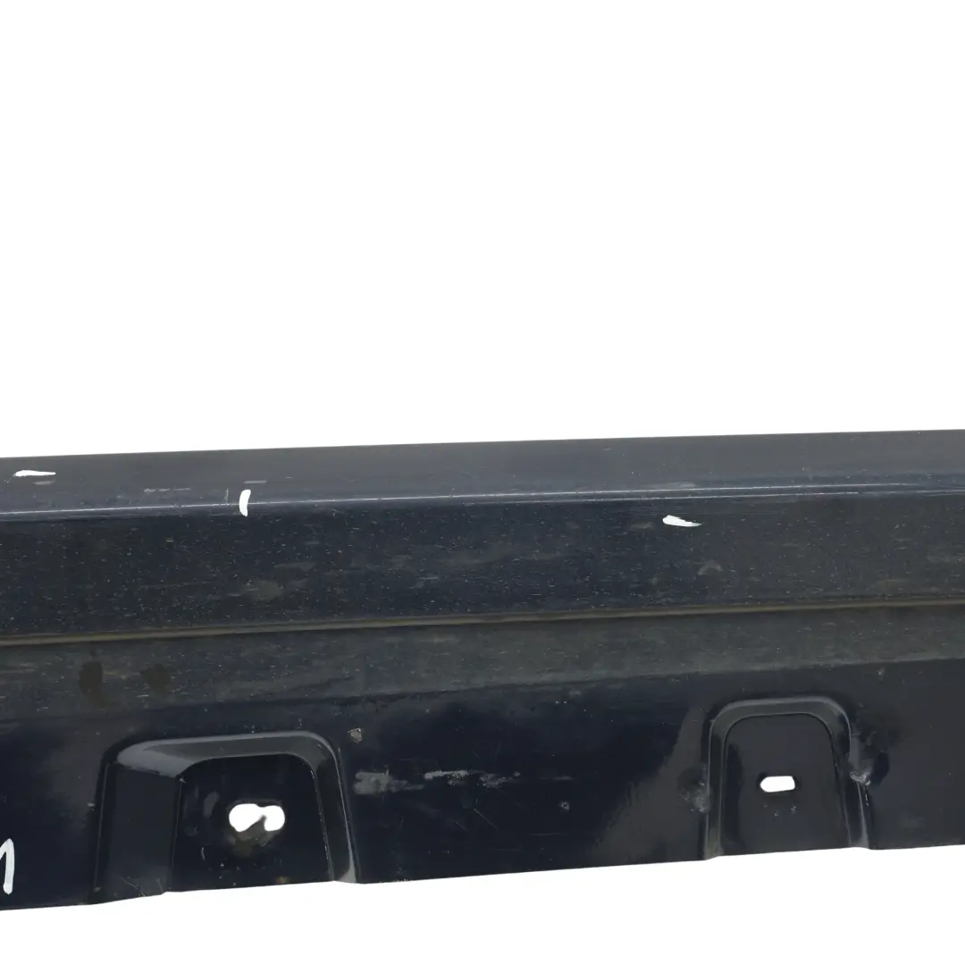 Pannello Sottoporta Laterale Destro Imperialblau Imperial Blue - A89 per BMW F10 con numero di parte 2209828 BMW F10 Pannello Sottoporta Laterale Destro Imperialblau Imperial Blue - A89 - SKU 2209828-IBB1 - Numero di parte 2209828