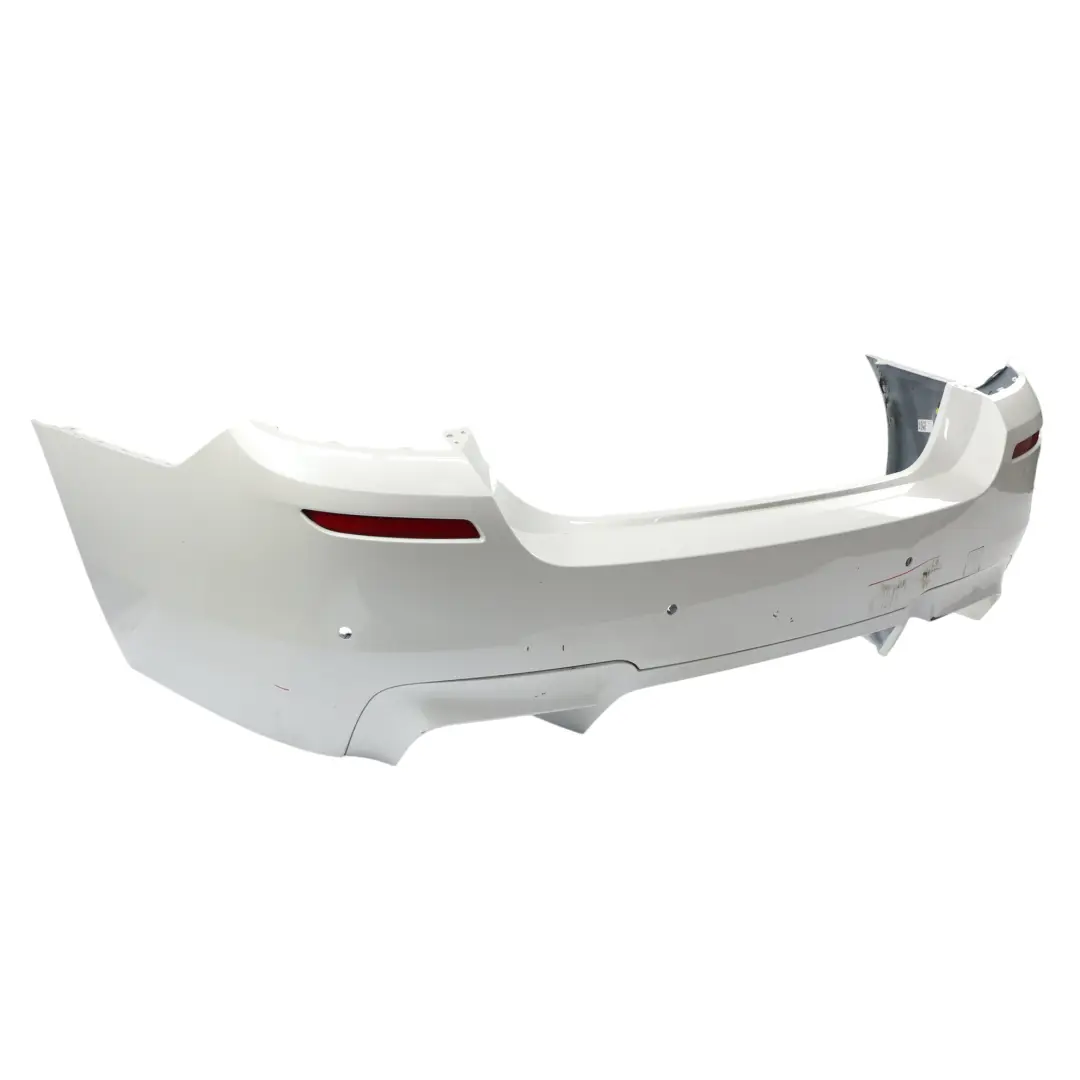 BMW F10 Tylny Zderzak M-Pakiet PDC Mineral White Biały Metalik - A96 - SKU 2223018-MW - Numer Części 2223018