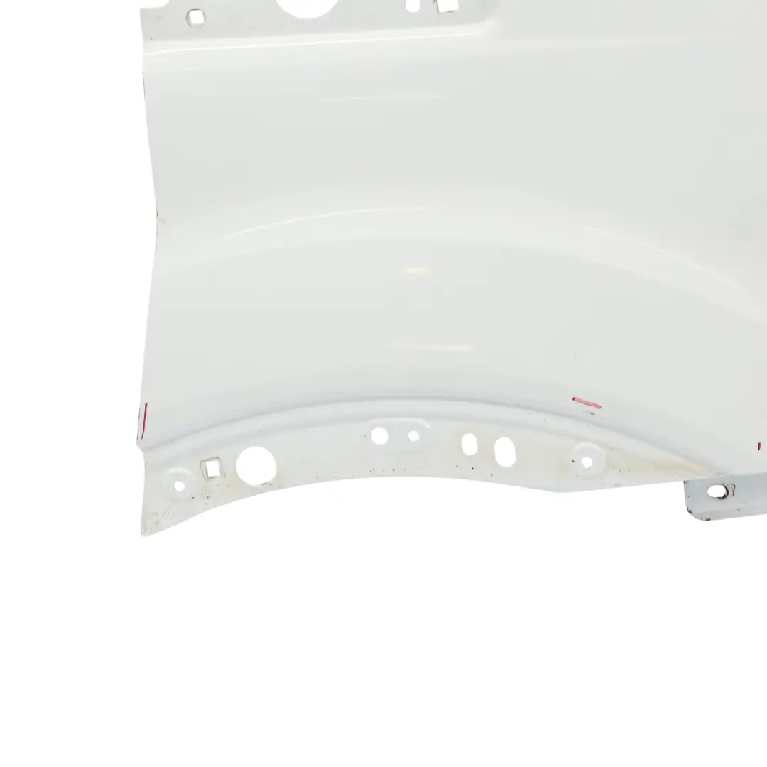 Mk8 Seitenverkleidung Vorne Rechts Kotflügel Frozen White - Z2 für Ford Transit mit Teilenummer 2238165 Ford Transit Mk8 Seitenverkleidung Vorne Rechts Kotflügel Frozen White - Z2 - SKU 2238165-FW - Teilenummer 2238165