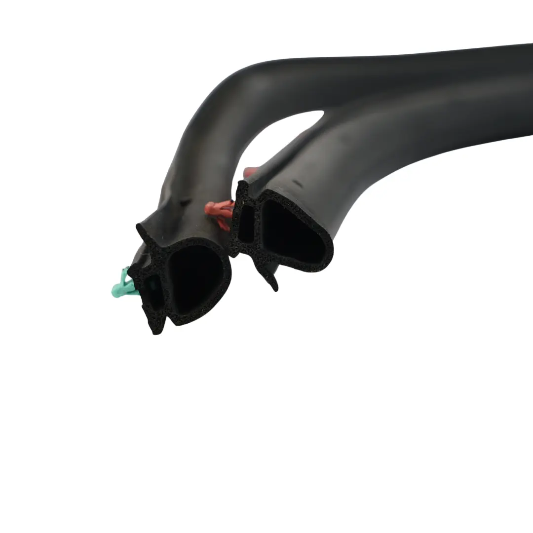 Ford Mustang G5 Mk6 Door Weatherstrip Lower Front Left Right N/O/S - SKU 2561393 - Part number 2561393