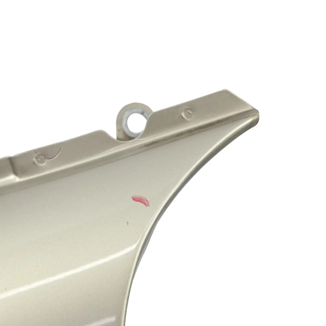 Panneau Laterale avant Gauche Mousseux Silver pour Mini Cooper 5 R55 R56 R57 à propos du numéro de pièce 2754725 Mini Cooper 5 R55 R56 R57 Panneau Laterale avant Gauche Mousseux Silver - SKU 2754725-SS5 - Numéro de pièce 2754725