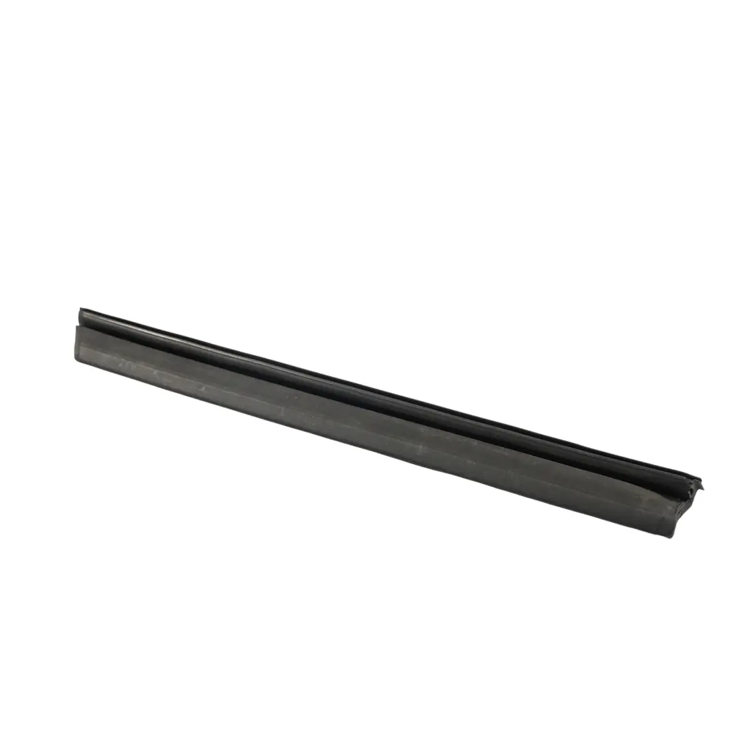 Guarnizione Barra Frontale Destra 5434 per Mini Cooper R57 Cabrio con numero di parte 2758100 Mini Cooper R57 Cabrio Guarnizione Barra Frontale Destra 5434 - SKU 2758100 - Numero di parte 2758100