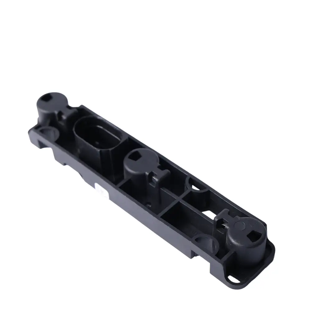 Casquillo Trasero Izquierdo Luz para Mini R55 R55 LCI con número de pieza 2758129 Mini R55 R55 LCI Casquillo Trasero Izquierdo Luz - SKU 2758129 - Número de pieza 2758129