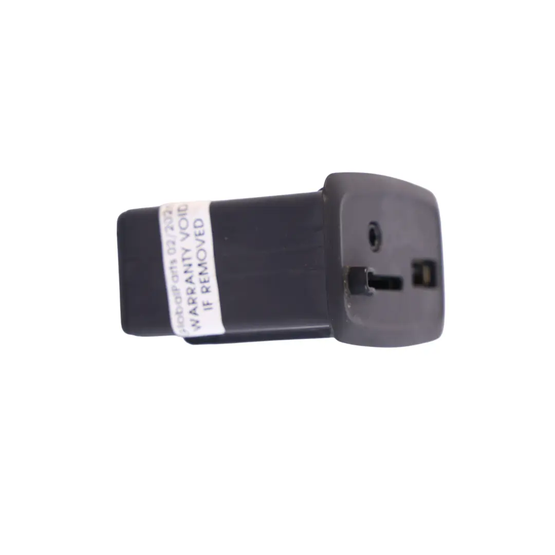 Bracciolo Centrale Presa SD Card Porta Aux USB per Smart 453 Fortwo con numero di parte 280237342R Smart 453 Fortwo Bracciolo Centrale Presa SD Card Porta Aux USB - SKU 280237342R - Numero di parte 280237342R