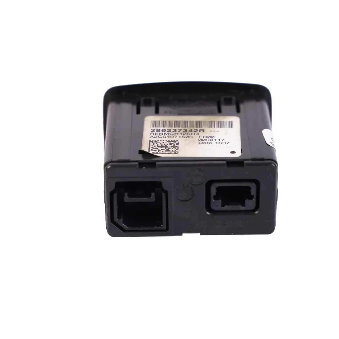 Bracciolo Centrale Presa SD Card Porta Aux USB per Smart 453 Fortwo con numero di parte 280237342R Smart 453 Fortwo Bracciolo Centrale Presa SD Card Porta Aux USB - SKU 280237342R - Numero di parte 280237342R