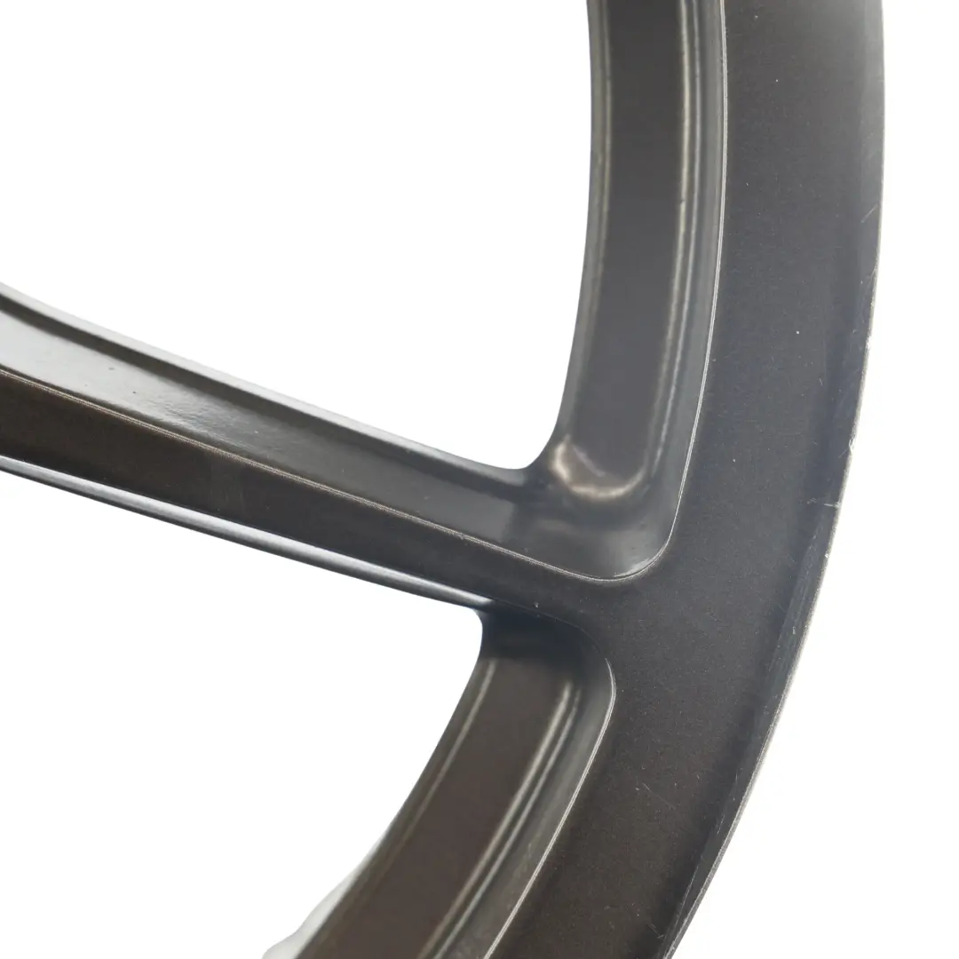 Jante Alliage VIA 18" 8.5J pour à propos du numéro de pièce 2FORGE-VIA-18 Jante Alliage VIA 18" 8.5J - SKU 2FORGE-VIA-18-4 - Numéro de pièce 2FORGE-VIA-18