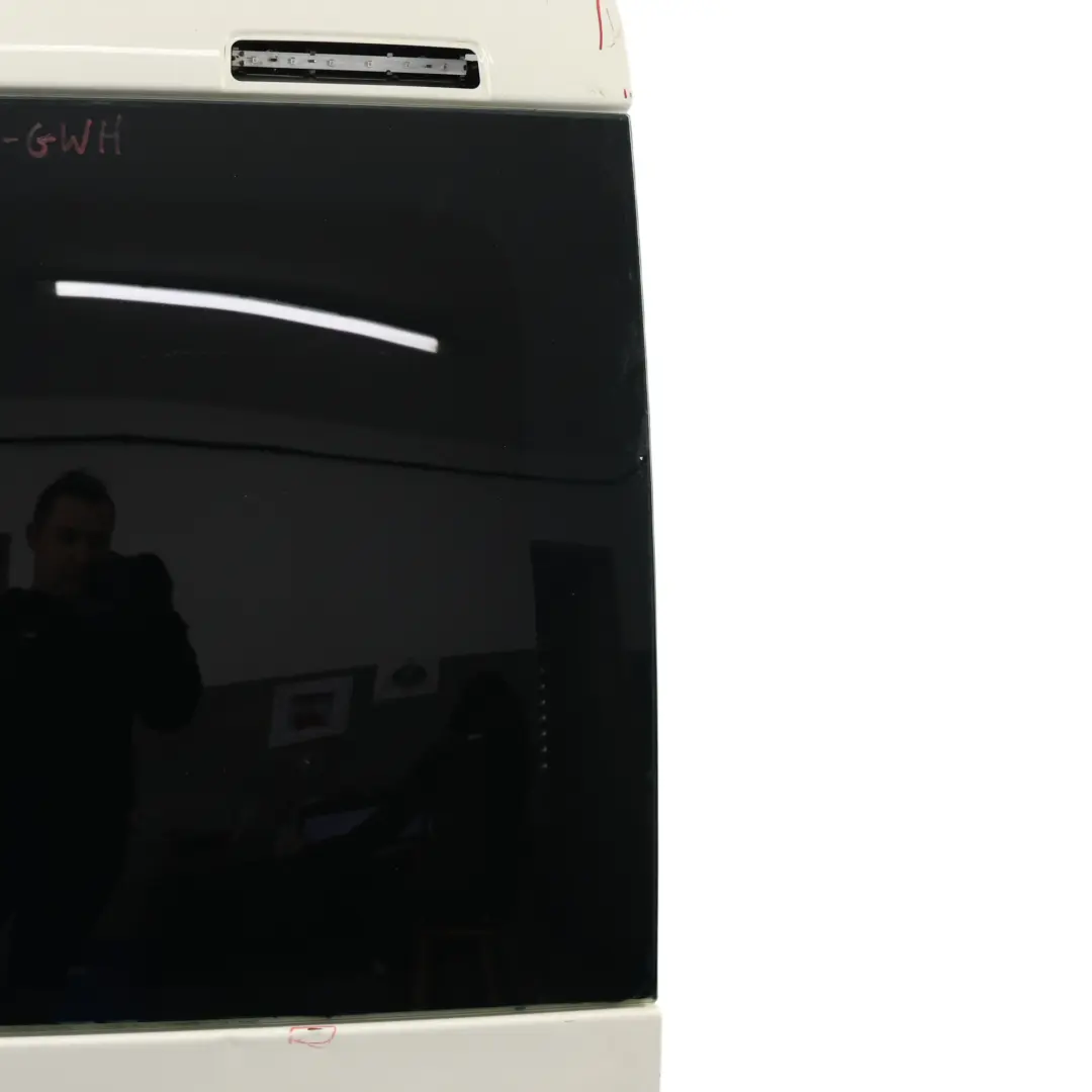 2K Rear Door Left N/S Boot Tailgate Door Grey White - 902 to Volkswagen VW Caddy with Part number 2K0827091H Volkswagen VW Caddy 2K Rear Door Left N/S Boot Tailgate Door Grey White - 902 - SKU 2K0827091H-GWH - Part number 2K0827091H