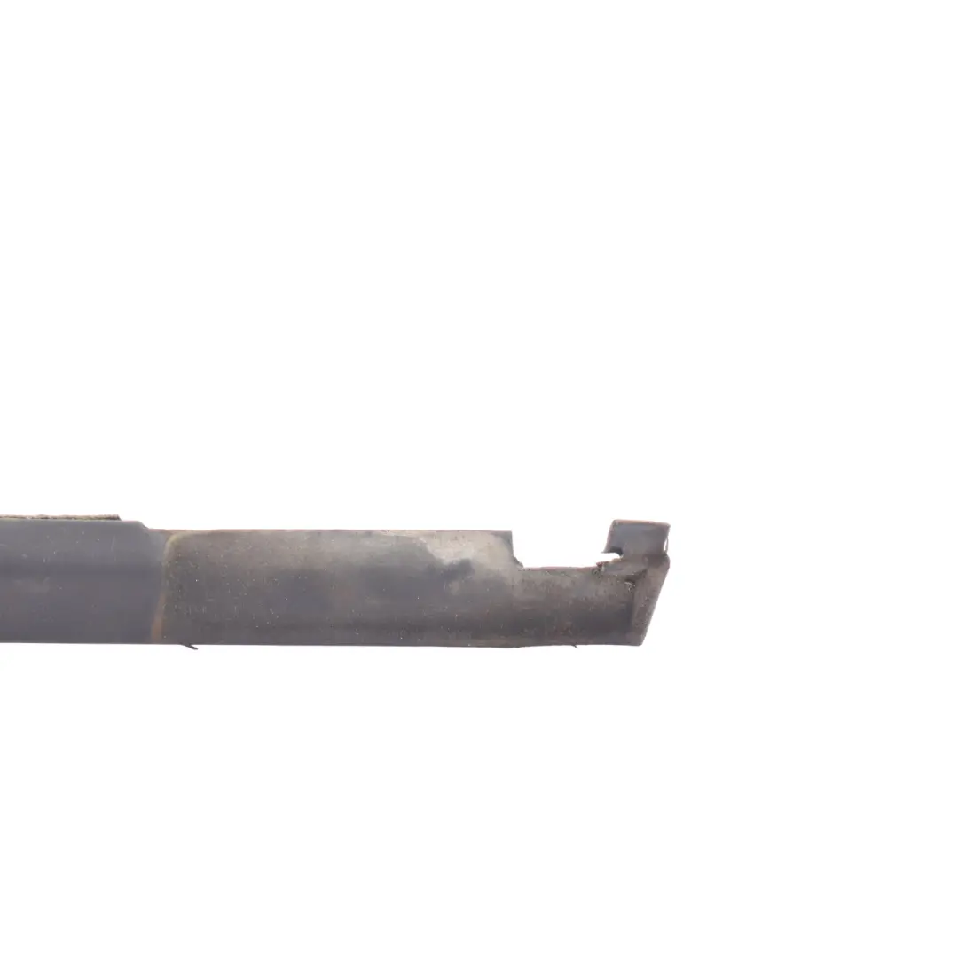 2K Junta Ventana Puerta Delantera Izquierda para Volkswagen Caddy con número de pieza 2K0837477B Volkswagen Caddy 2K Junta Ventana Puerta Delantera Izquierda - SKU 2K0837477B - Número de pieza 2K0837477B
