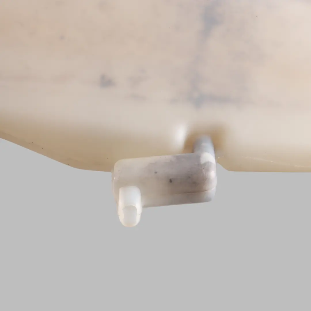 Ford Transit Connect Réservoir Liquide Lave-Glace - SKU 2T14-17618-AE - Numéro de pièce 2T14-17618-AE