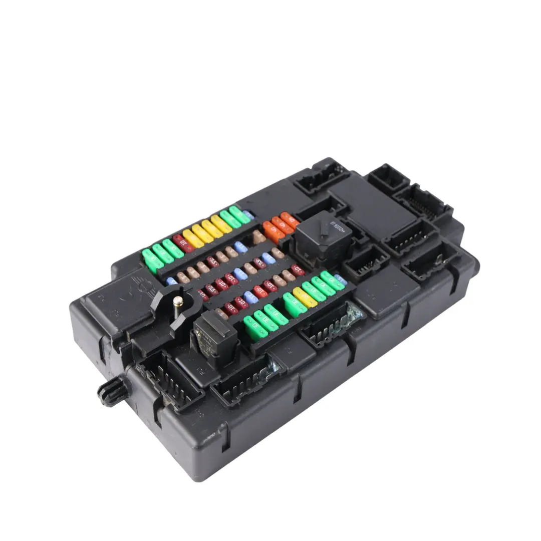 Caja Fusibles Relé Distribución Energía 6135 para Mini R55 R56 LCI R57 LCI R61 con número de pieza 3457582 Mini R55 R56 LCI R57 LCI R61 Caja Fusibles Relé Distribución Energía 6135 - SKU 3457582 - Número de pieza 3457582