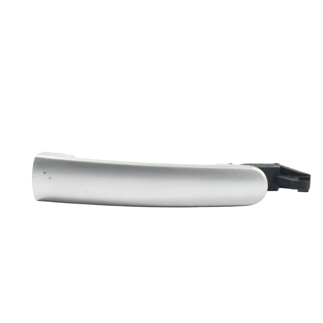 Door Handle Grab Front Rear Left Right N/O/S Reflex Silver A7W to Skoda Octavia II with Part number 3B0837207 Skoda Octavia II Door Handle Grab Front Rear Left Right N/O/S Reflex Silver A7W - SKU 3B0837207-RES - Part number 3B0837207