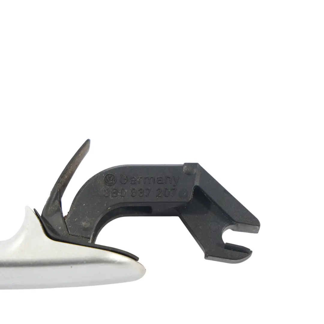 Door Handle Grab Front Rear Left Right N/O/S Reflex Silver A7W to Skoda Octavia II with Part number 3B0837207 Skoda Octavia II Door Handle Grab Front Rear Left Right N/O/S Reflex Silver A7W - SKU 3B0837207-RES - Part number 3B0837207