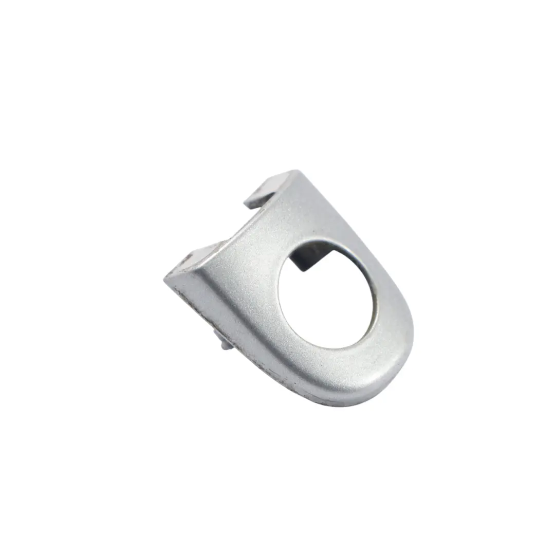 Tappo Serratura Porta Lato Guida Avus Silver Pearl Y7J per Audi TT 8J con numero di parte 3B0837879A Audi TT 8J Tappo Serratura Porta Lato Guida Avus Silver Pearl Y7J - SKU 3B0837879A-AVS - Numero di parte 3B0837879A