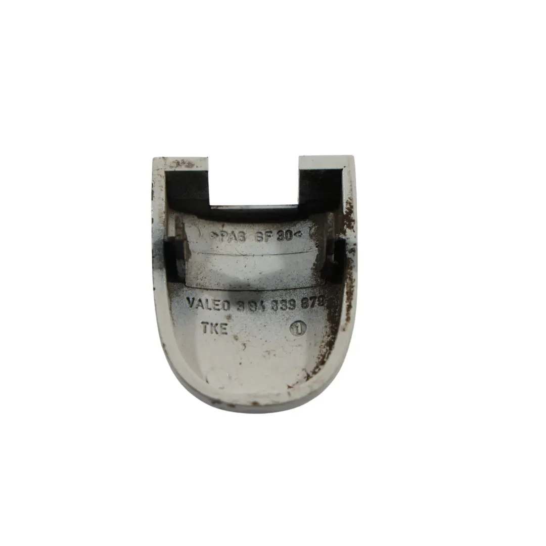 Audi TT Manija Puerta Delantera Tapa Extremo Lado Pasajero Blanco Y9C - SKU 3B4839879A-IWH - Número de pieza 3B4839879A