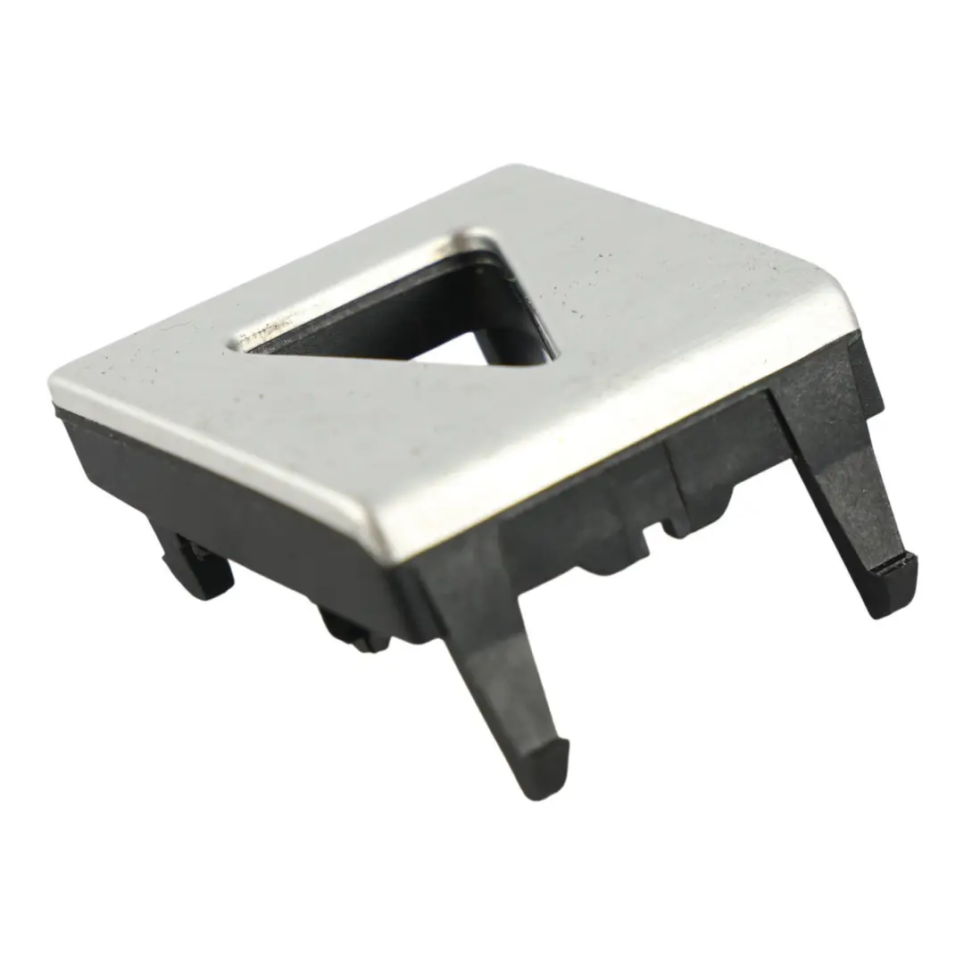 Armaturenbrett Warnblinker Abdeckung Aluminium für Volkswagen Passat CC mit Teilenummer 3C0857368H Volkswagen Passat CC Armaturenbrett Warnblinker Abdeckung Aluminium - SKU 3C0857368H - Teilenummer 3C0857368H