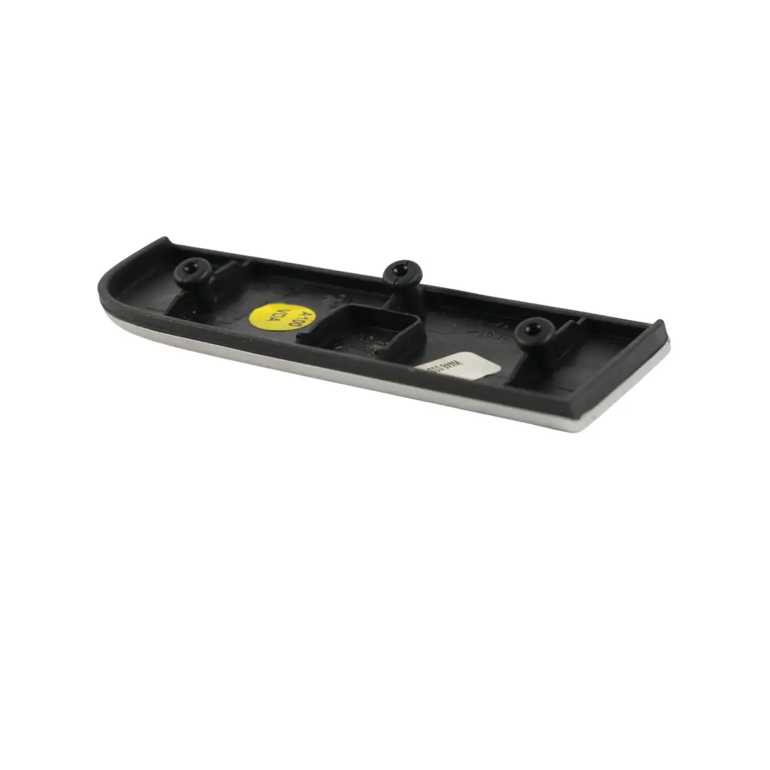 Listwa Deski Rozdzielczej Lewa Aluminium do Volkswagen Passat CC o numerze 3C0858341Q Volkswagen Passat CC Listwa Deski Rozdzielczej Lewa Aluminium - SKU 3C0858341Q - Numer Części 3C0858341Q