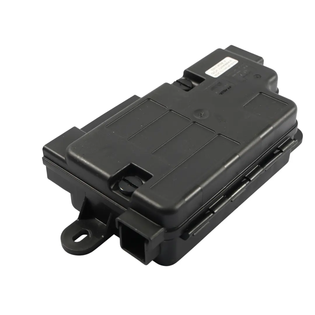 Boîtier Fusibles Hayon Arrière Distribution pour Volkswagen Passat CC à propos du numéro de pièce 3C0937548 Volkswagen Passat CC Boîtier Fusibles Hayon Arrière Distribution - SKU 3C0937548 - Numéro de pièce 3C0937548