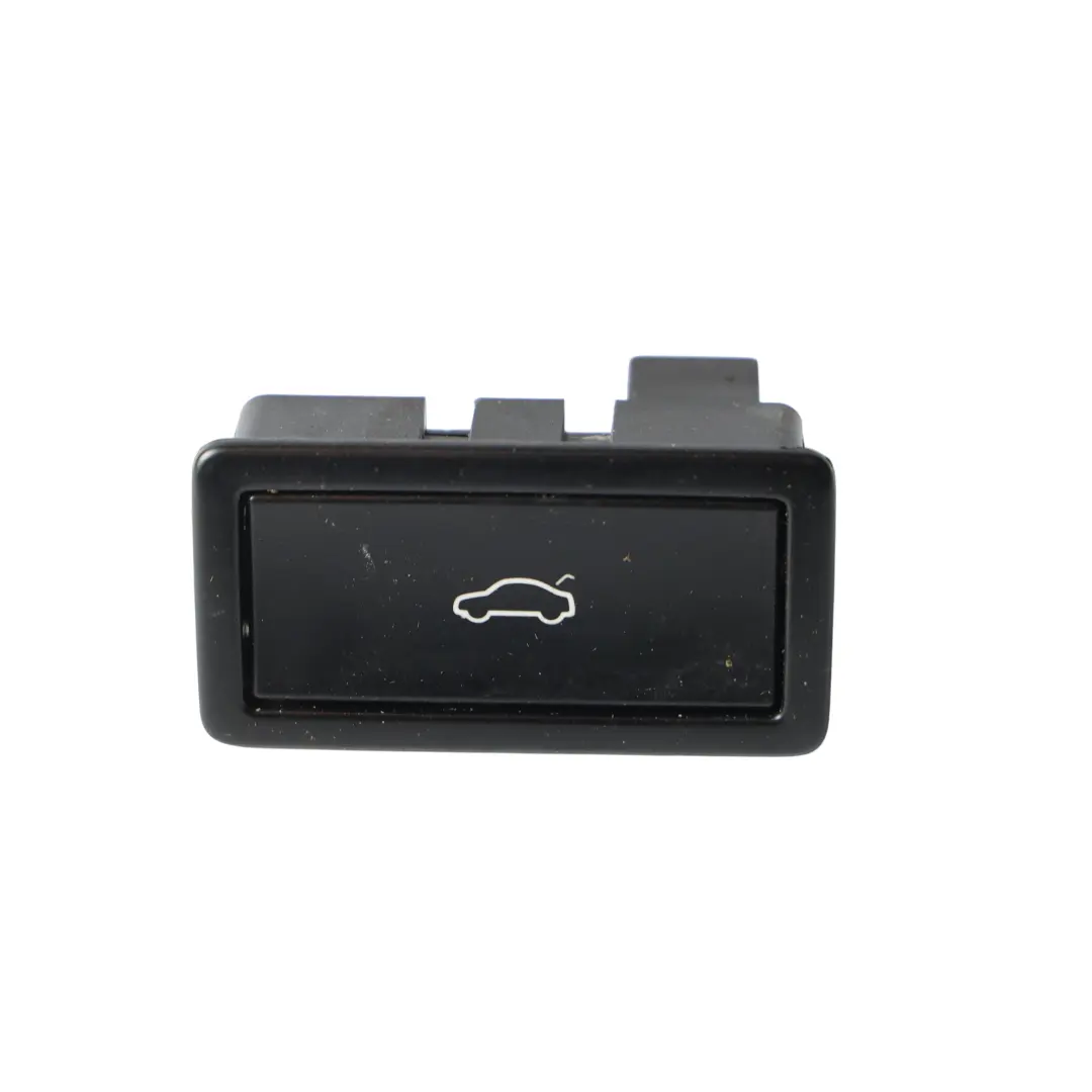 3V Druckknopfschalter Öffner Heckklappe Kofferraumklappe für Skoda Superb mit Teilenummer 3C0959831A Skoda Superb 3V Druckknopfschalter Öffner Heckklappe Kofferraumklappe - SKU 3C0959831A - Teilenummer 3C0959831A