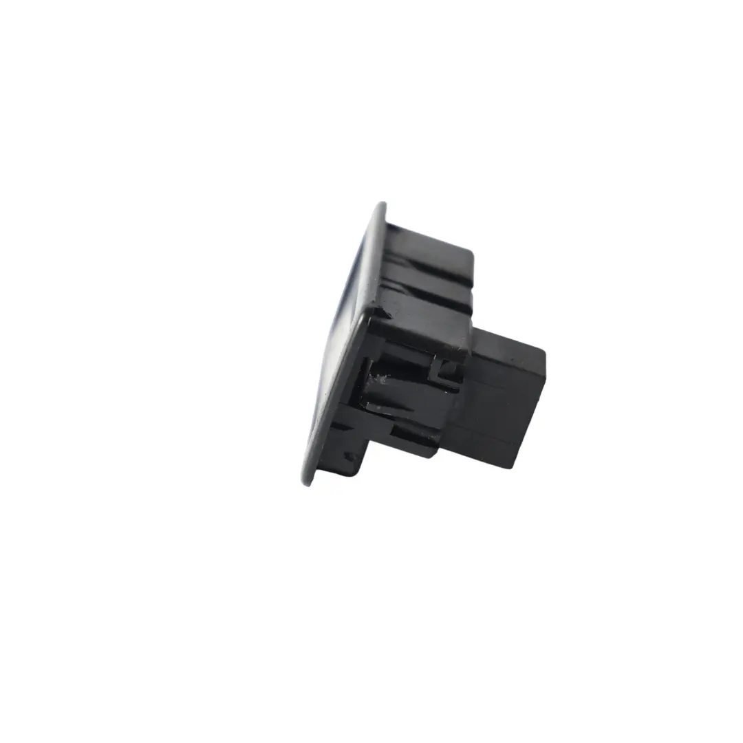 3V Bouton-Poussoir D'Ouverture De Hayon Coffre pour Skoda Superb à propos du numéro de pièce 3C0959831A Skoda Superb 3V Bouton-Poussoir D'Ouverture De Hayon Coffre - SKU 3C0959831A - Numéro de pièce 3C0959831A