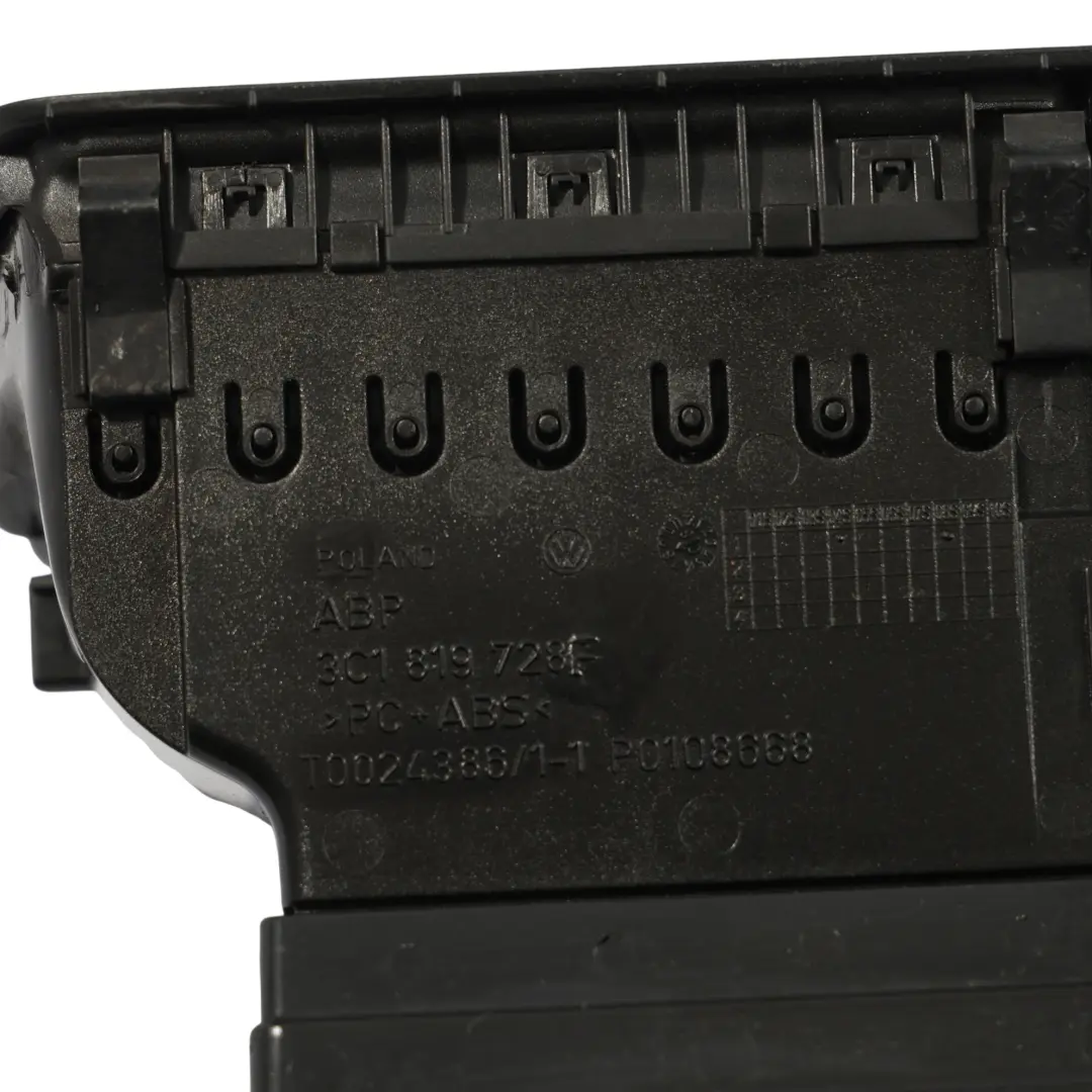 Dashboard Air Vent Grille Centre 3C2819702E to Volkswagen Passat CC with Part number 3C2819728E Volkswagen Passat CC Dashboard Air Vent Grille Centre 3C2819702E - SKU RHD-3C2819728E - Part number 3C2819728E