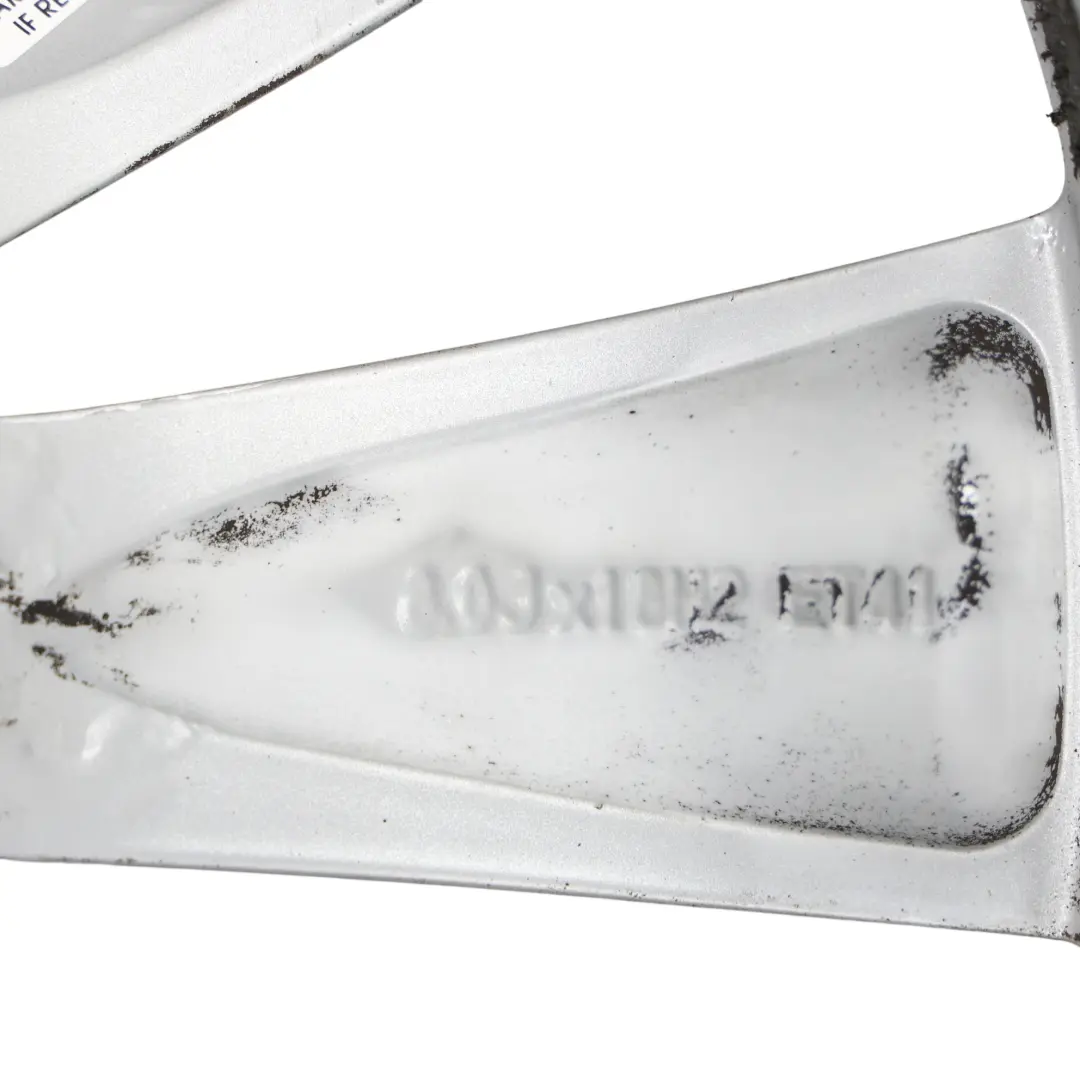 Mk3 Silberne Leichtmetallfelge 18" 8J ET:41 für Volkswagen Scirocco mit Teilenummer 3C8601025AB Volkswagen Scirocco Mk3 Silberne Leichtmetallfelge 18" 8J ET:41 - SKU 3C8601025AB-4 - Teilenummer 3C8601025AB