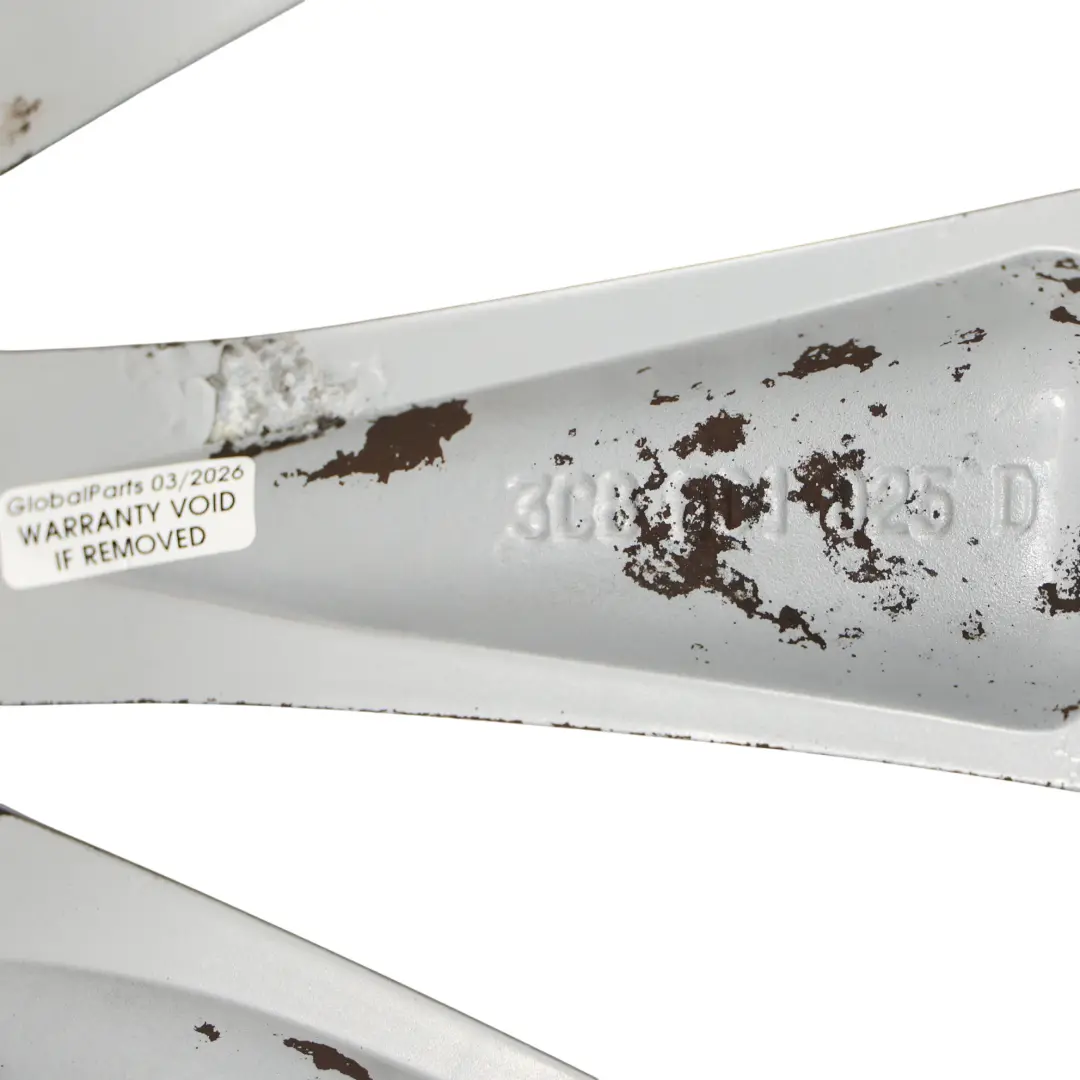 Volkswagen Scirocco Mk3 Jante Alliage Argentée 18" 8J ET:41 - SKU 3C8601025D-11 - Numéro de pièce 3C8601025D