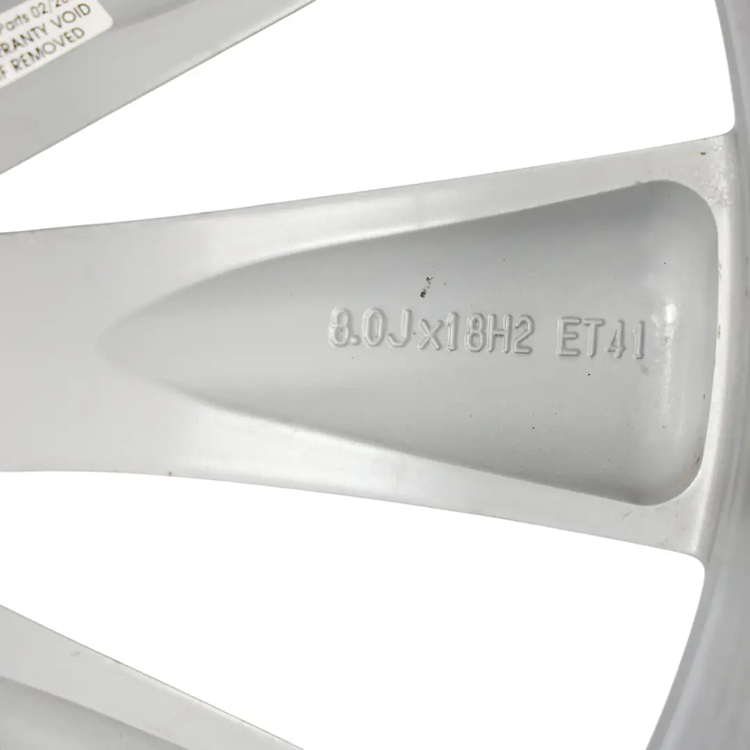 Mk3 Jante Alliage Argent 18" 8J ET:41 pour Volkswagen Scirocco à propos du numéro de pièce 3C8601025D Volkswagen Scirocco Mk3 Jante Alliage Argent 18" 8J ET:41 - SKU 3C8601025D-4 - Numéro de pièce 3C8601025D