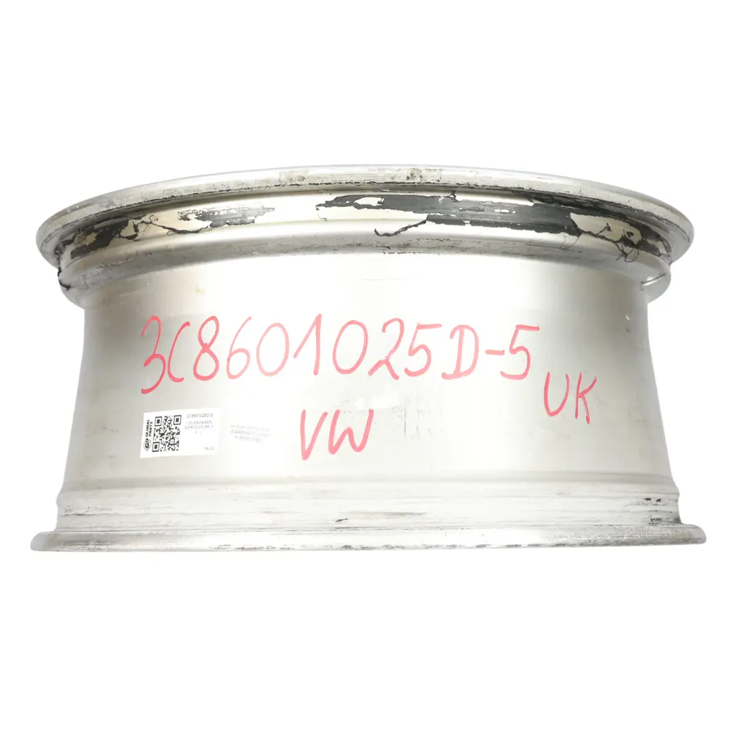 Mk3 Argento Cerchio In Lega 18" 8J ET:41 per Volkswagen Scirocco con numero di parte 3C8601025D Volkswagen Scirocco Mk3 Argento Cerchio In Lega 18" 8J ET:41 - SKU 3C8601025D-5 - Numero di parte 3C8601025D