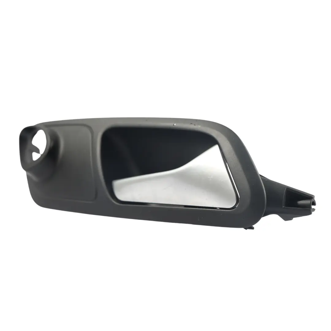 Poignée Porte Intérieure Avant Droite pour Volkswagen Passat CC à propos du numéro de pièce 3C8837114 Volkswagen Passat CC Poignée Porte Intérieure Avant Droite - SKU 3C8837114 - Numéro de pièce 3C8837114