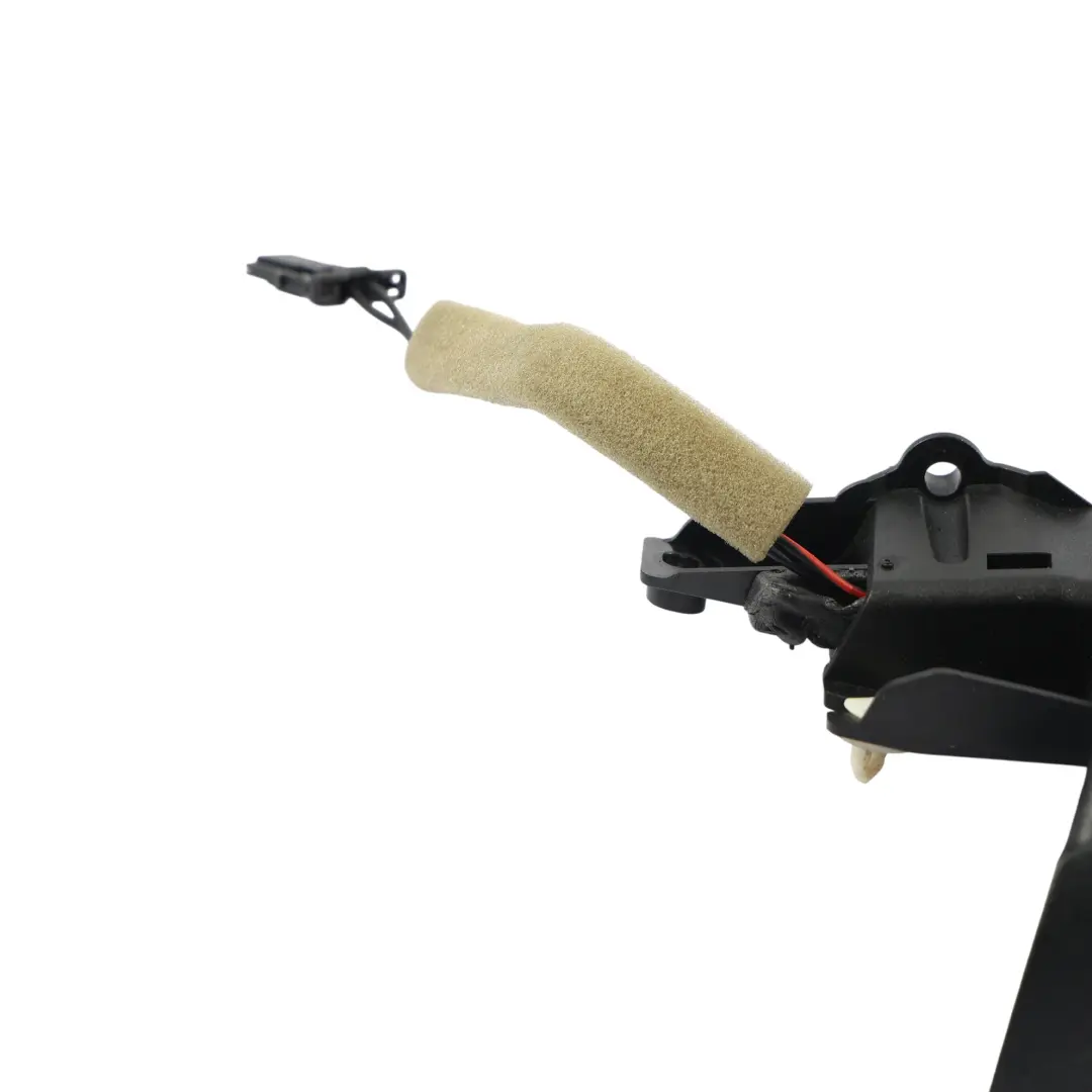 Tür Hochtöner Lautsprecher Blende Vorne Rechts für Volkswagen Passat CC mit Teilenummer 3C8837994A Volkswagen Passat CC Tür Hochtöner Lautsprecher Blende Vorne Rechts - SKU 3C8837994A - Teilenummer 3C8837994A