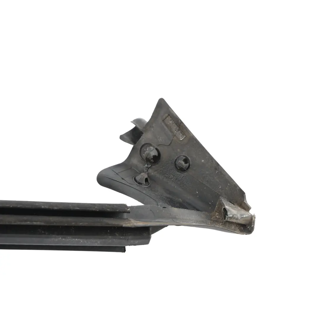 Door Window Seal Inner Gasket Right O/S to Volkswagen Passat CC B6 Rear with Part number 3C8839472C Volkswagen Passat CC B6 Rear Door Window Seal Inner Gasket Right O/S - SKU 3C8839472C - Part number 3C8839472C